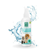 Acondicionador Desenredante para Mascotas Men for San, spray no graso que elimina enredos, facilita el cepillado y deja el pelaje suave y brillante.
