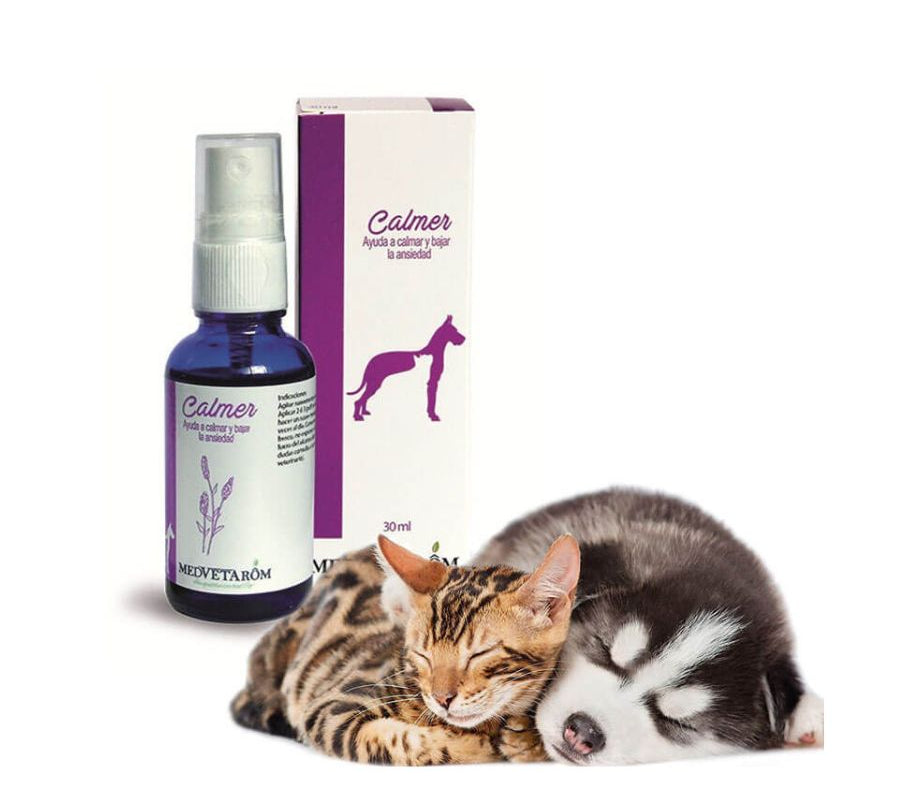 Calmer Spray 30ML para Gatos y Perros 🌿, mezcla natural de aceites esenciales que reduce estrés y ansiedad de forma segura y rápida.