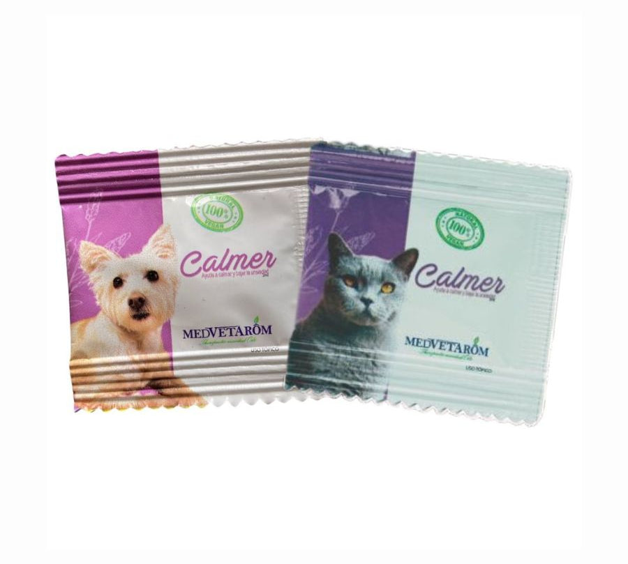 Caja Calmer para Perros y Gatos mezcla de aceites esenciales con efecto relajante en 30 min. Ideal para reducir ansiedad y estrés.