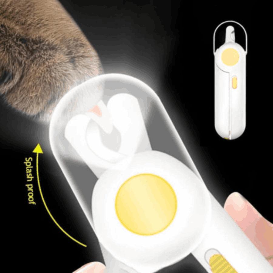 Cortauñas con Luz LED para Mascotas: Precisión y seguridad en el corte de uñas. 🐾 Diseño ergonómico, antideslizante y antisalpicadura. Ideal para cuidado regular.
