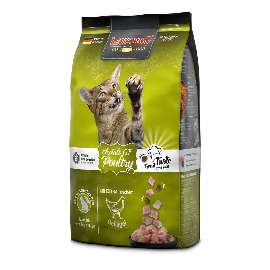 Alimento premium sin cereales para gatos adultos, rico en proteínas de ave, piel saludable y sistema inmunológico fuerte. bpets.cl