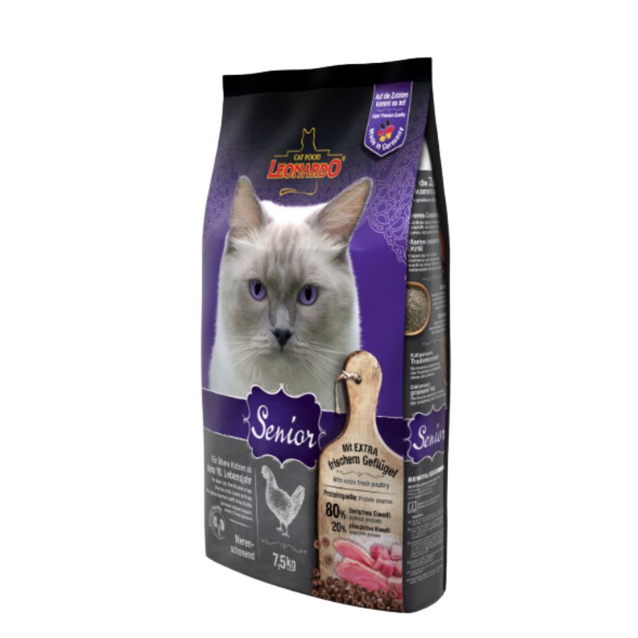 Leonardo Adulto Senior 2kg 🐾👴, nutrición especializada para gatos mayores de 10 años. Soporta la salud renal, cardíaca y promueve un pelaje brillante con krill y chía.