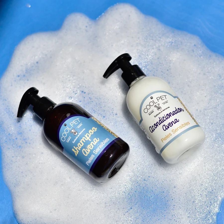 Pack Baño Perros Coolpet 🐾, shampoo y acondicionador de avena para pieles sensibles. Cuidado completo, brillo y suavidad con aroma irresistible.