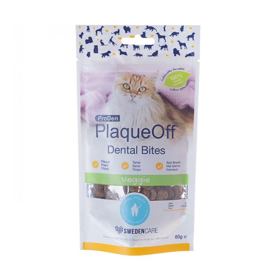 PlaqueOff Dental Bites Snack Gato 60gr, snack 100% natural que combate sarro, placa y mal aliento con alga activa. Delicioso y fácil de usar.