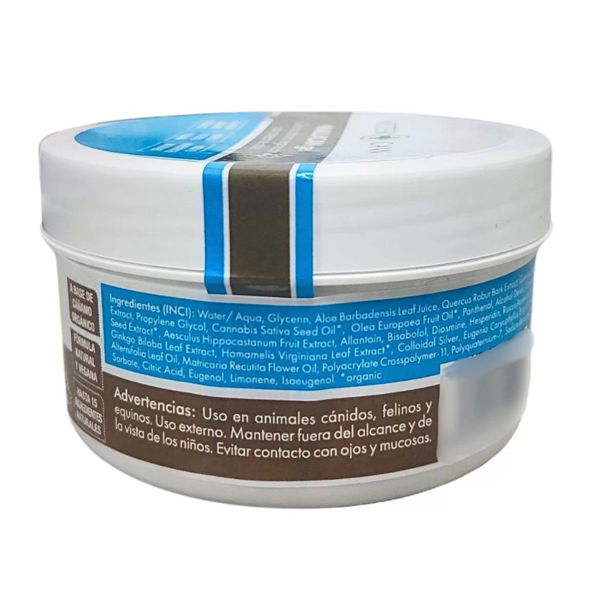Vetercann Mallacan Gel Regenerador 100ml es ideal para piel seca, irritada o agrietada en mascotas 🐾. Fórmula natural con rápida absorción.