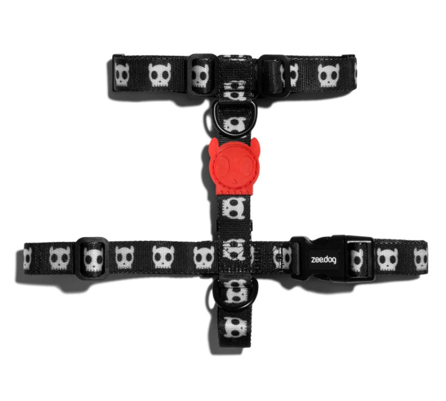 Zee Dog Skull 2.0 H-Harness: Arnés en forma de H para perros, ligero y ajustable. 🐕 Fabricado en poliéster suave, con sistema de bloqueo seguro y diseño vibrante.
