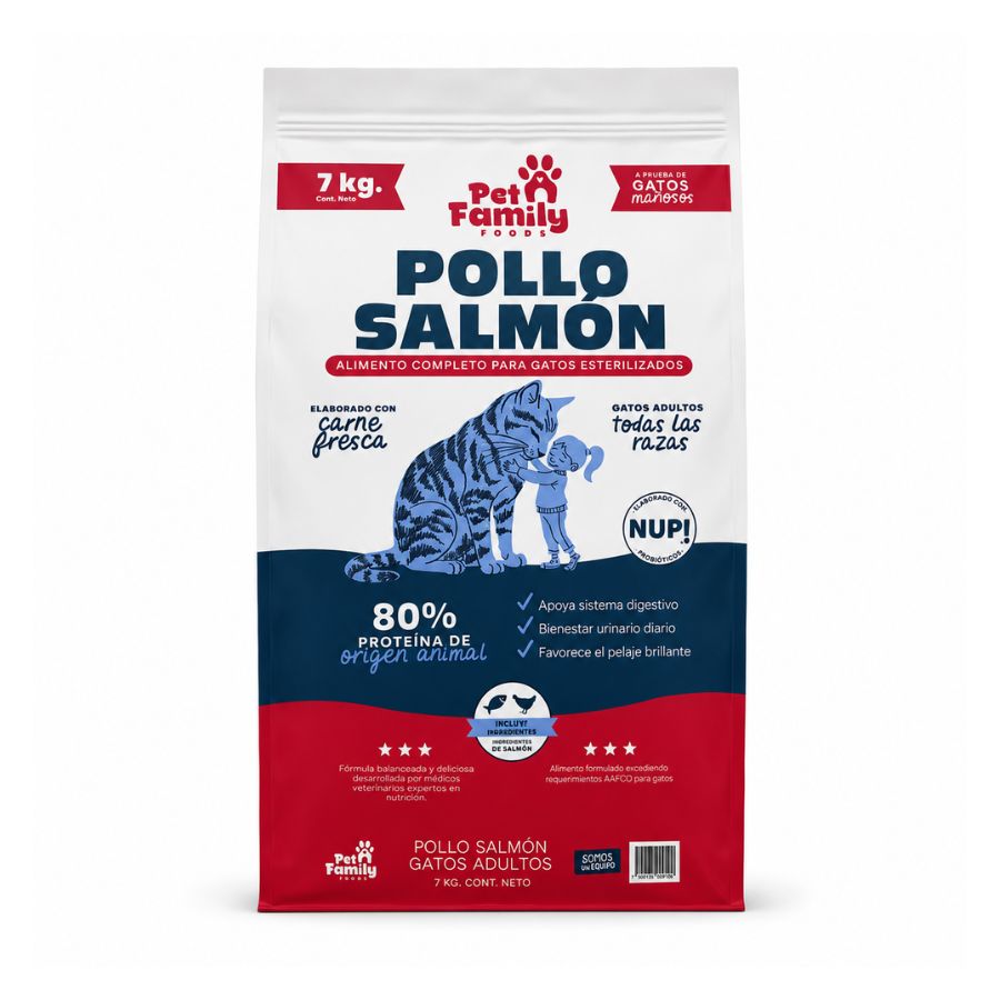 Saco de Pet Family Pollo Salmón 7kg para gatos esterilizados rodeado de trozos de salmón fresco